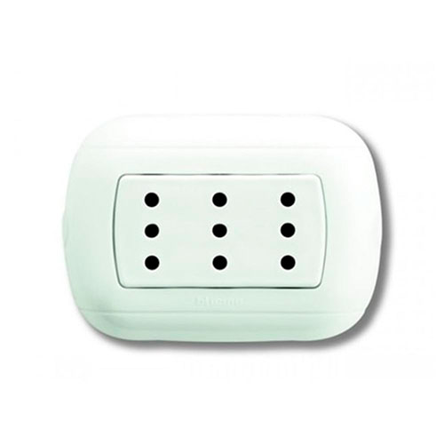 ENCHUFE SOBREP. HEMBRA TRIPLE 2P+T 10A-250V