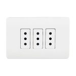 TOMA CORRIENTE TRIPLE 2P+T 10A - 250V