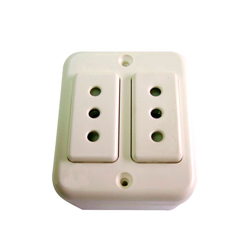 TOMA CORR. SOBREPUESTO DOBLE 2P+T 10A-250V